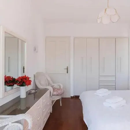 Апартаменты Luxury Athenian Riviera 135 Sqm At Voula